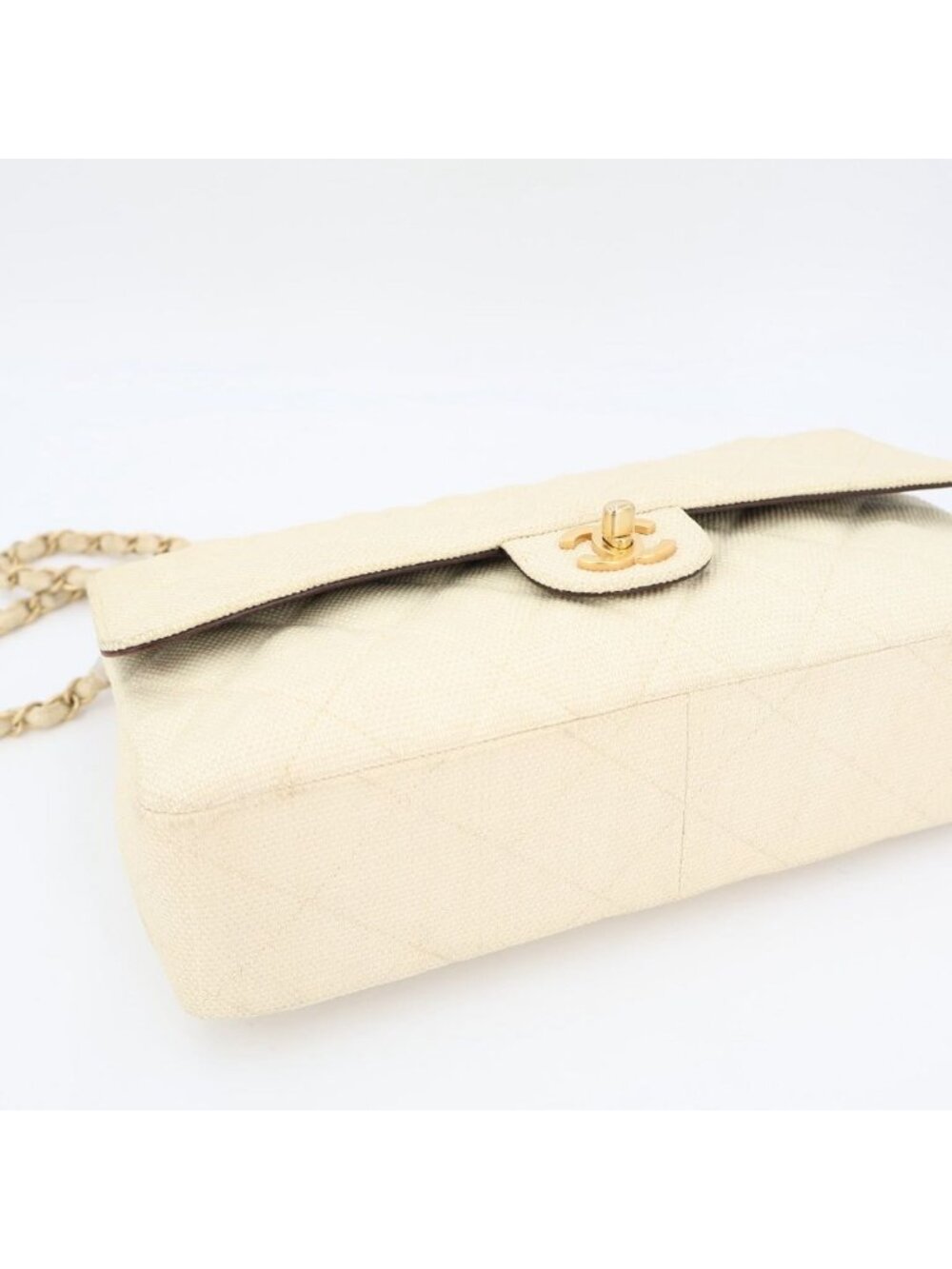 Chanel Quilted Chain Shoulder - Picture 4 of 10